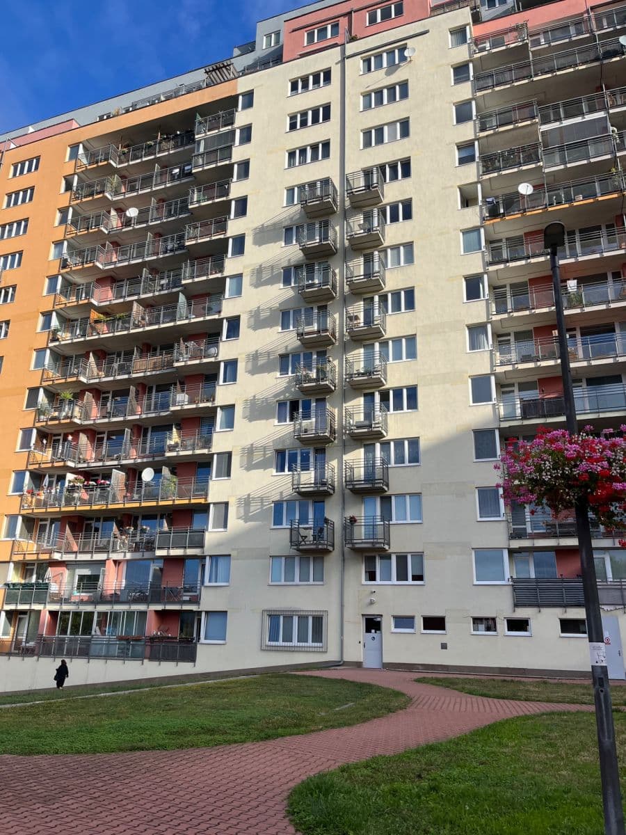 Prodej bytu 1+kk 36 m², Hnězdenská, Praha, Praha Prodej bytu 1+kk 36 m², Hnězdenská, Praha, Praha