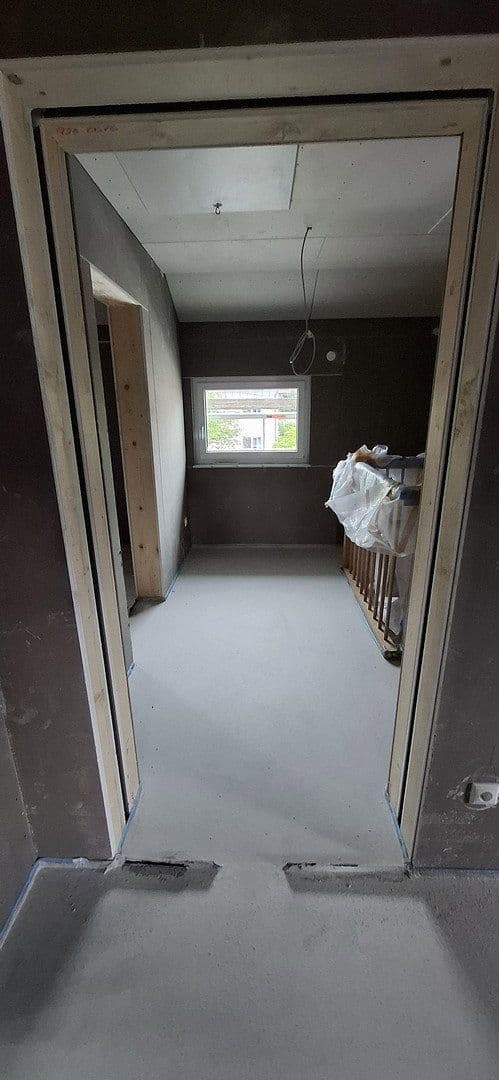 Pronájem bytu 4+1 130 m², Wiesenweg 66, Bubenreuth, Bavorsko Pronájem bytu 4+1 130 m², Wiesenweg 66, Bubenreuth, Bavorsko