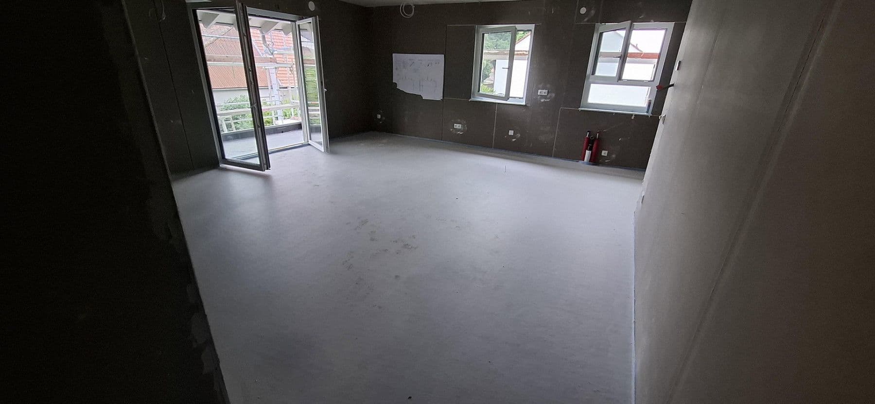 Pronájem bytu 4+1 130 m², Wiesenweg 66, Bubenreuth, Bavorsko Pronájem bytu 4+1 130 m², Wiesenweg 66, Bubenreuth, Bavorsko