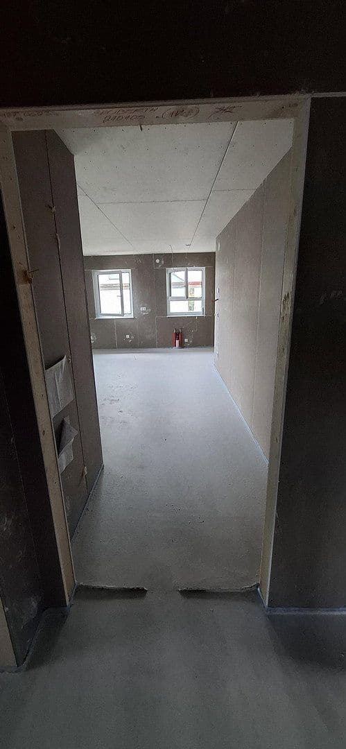 Pronájem bytu 4+1 130 m², Wiesenweg 66, Bubenreuth, Bavorsko Pronájem bytu 4+1 130 m², Wiesenweg 66, Bubenreuth, Bavorsko