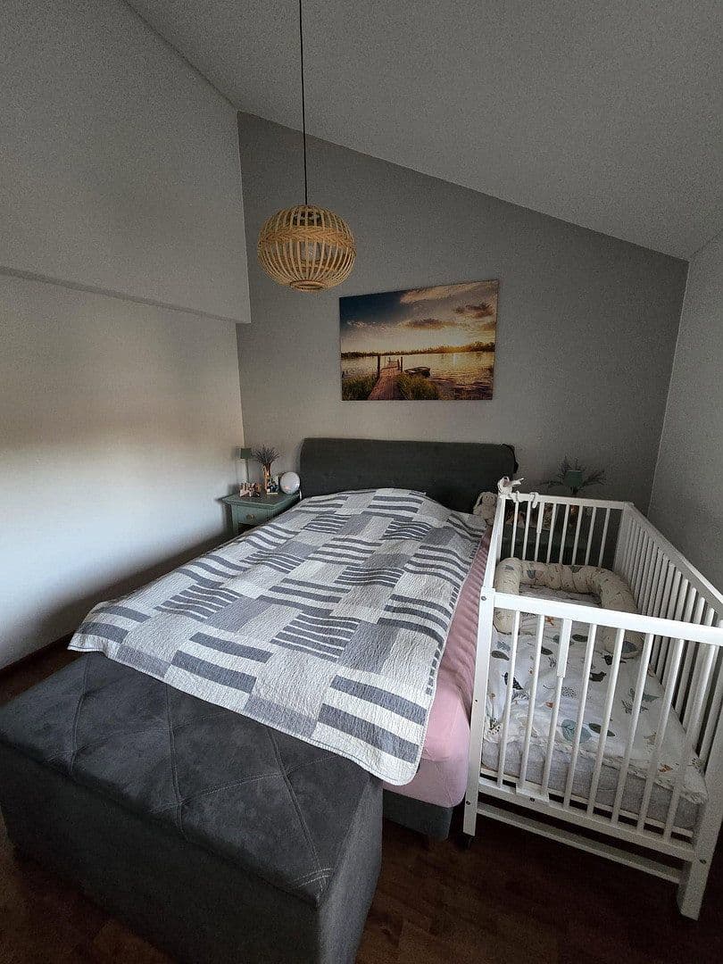 Prodej bytu 4+kk 104 m², Pfullingen, Bádensko-Württembersko Prodej bytu 4+kk 104 m², Pfullingen, Bádensko-Württembersko
