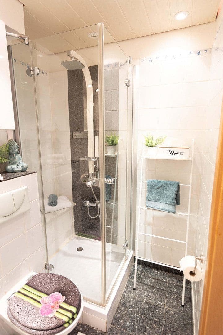 Prodej bytu 3+1 89 m², Von-Escherte-Straße 8, Hannover, Dolní Sasko Prodej bytu 3+1 89 m², Von-Escherte-Straße 8, Hannover, Dolní Sasko