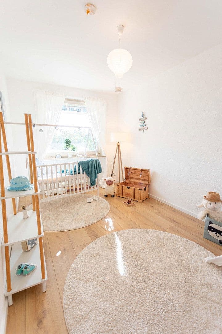Prodej bytu 3+1 89 m², Von-Escherte-Straße 8, Hannover, Dolní Sasko Prodej bytu 3+1 89 m², Von-Escherte-Straße 8, Hannover, Dolní Sasko