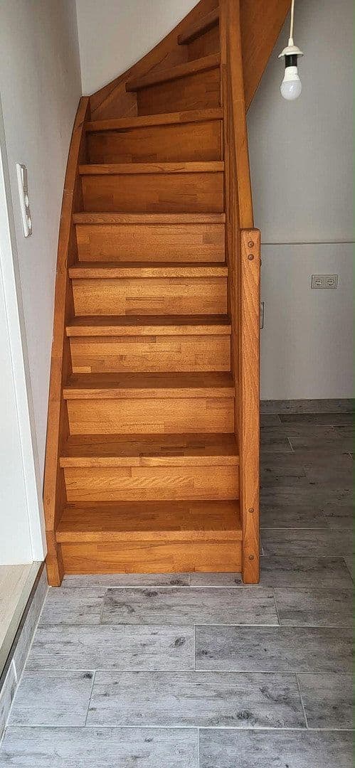 Pronájem bytu 2+1 56 m², Grabenstrasse 3, Reinheim, Hessen Pronájem bytu 2+1 56 m², Grabenstrasse 3, Reinheim, Hessen