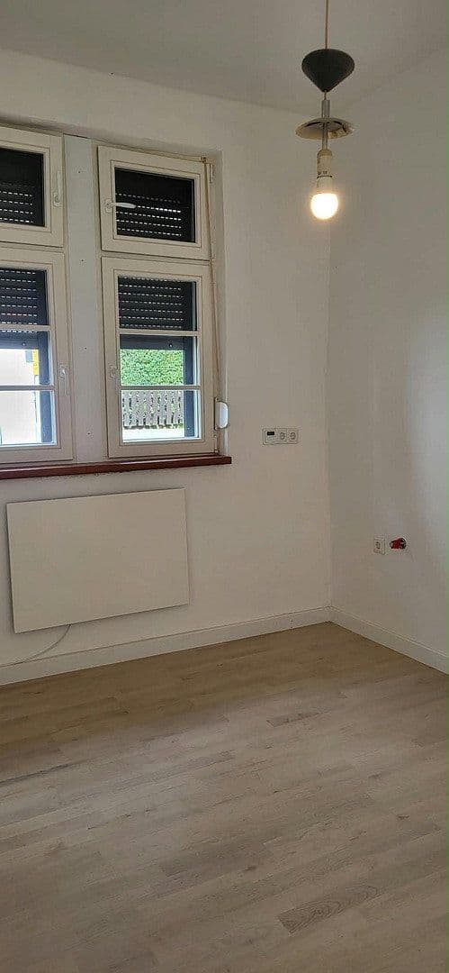 Pronájem bytu 2+1 56 m², Grabenstrasse 3, Reinheim, Hessen Pronájem bytu 2+1 56 m², Grabenstrasse 3, Reinheim, Hessen