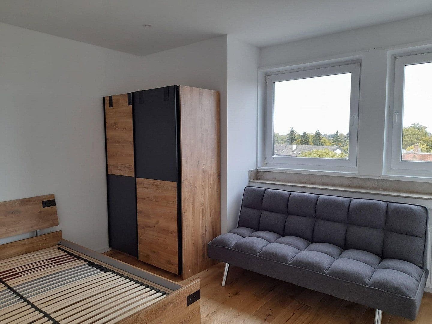 Pronájem bytu 4+1 98 m², Honsellstr. 1b, Karlsruhe, Bádensko-Württembersko Pronájem bytu 4+1 98 m², Honsellstr. 1b, Karlsruhe, Bádensko-Württembersko