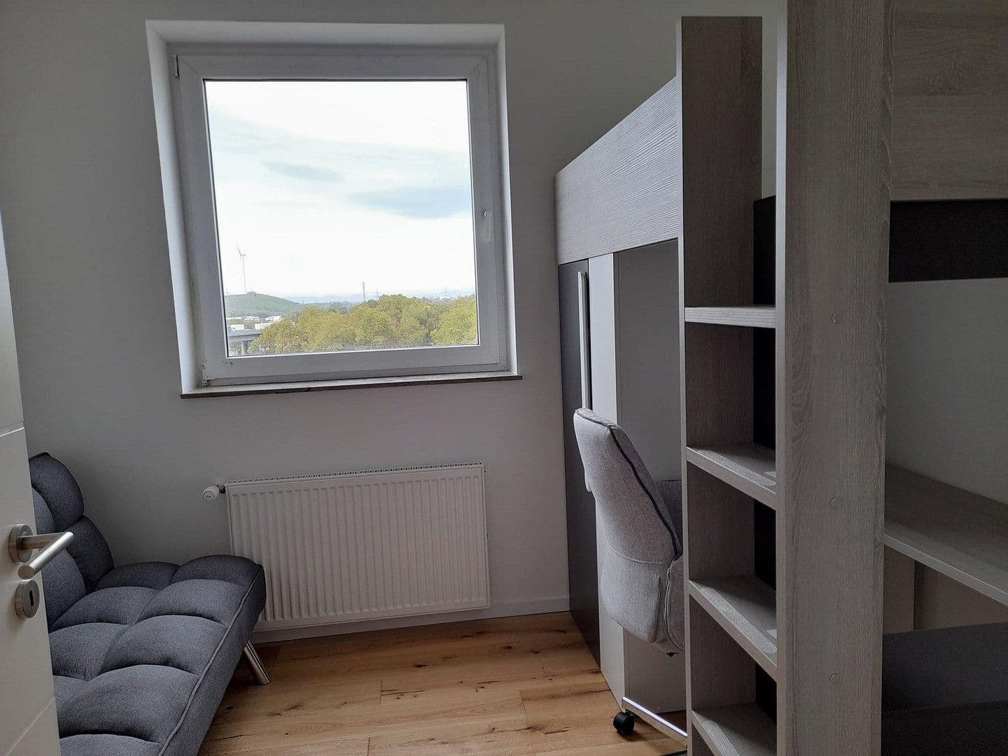 Pronájem bytu 4+1 98 m², Honsellstr. 1b, Karlsruhe, Bádensko-Württembersko Pronájem bytu 4+1 98 m², Honsellstr. 1b, Karlsruhe, Bádensko-Württembersko