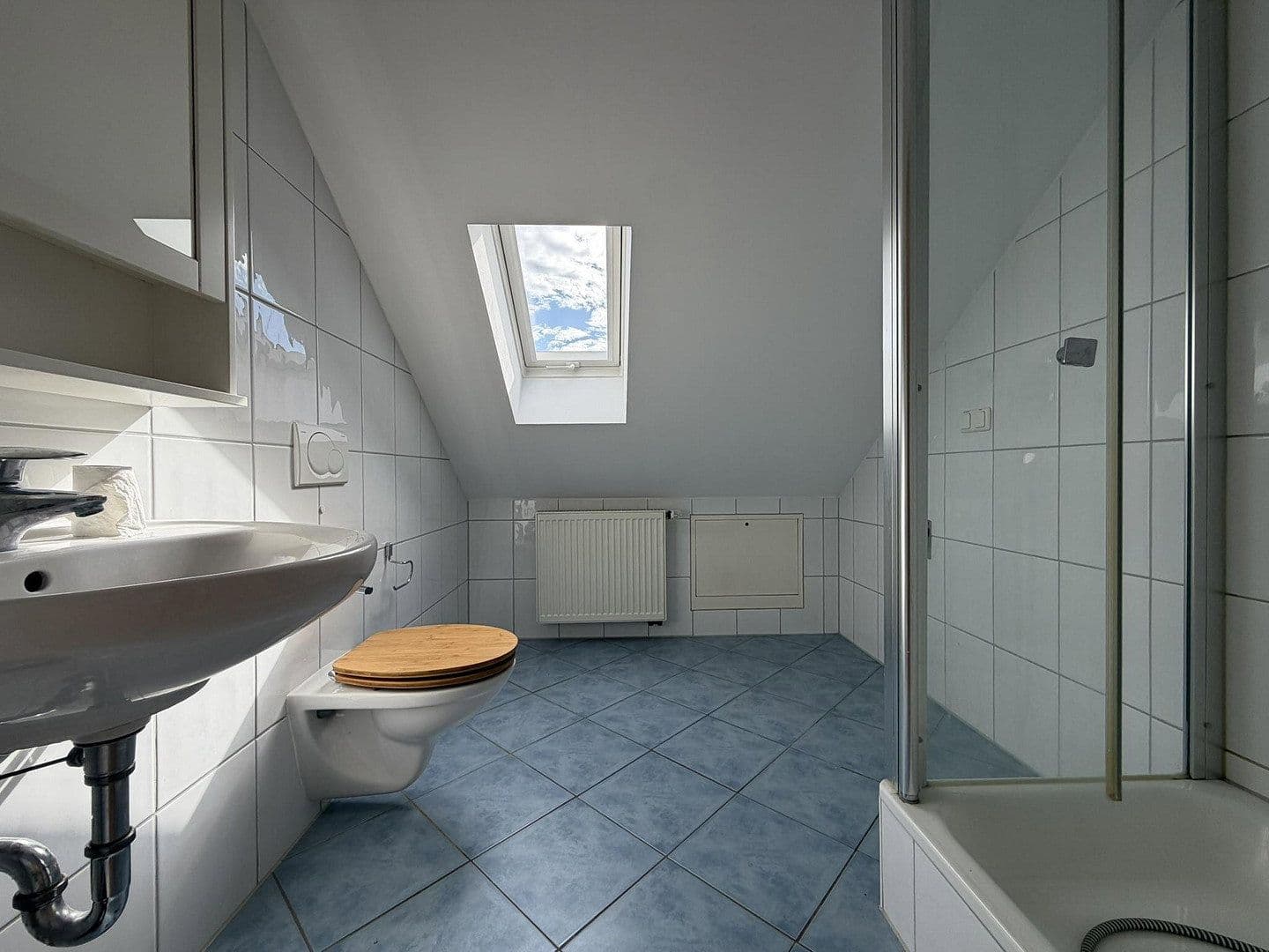 Pronájem bytu 3+1 85 m², Hainburg, Hessen Pronájem bytu 3+1 85 m², Hainburg, Hessen