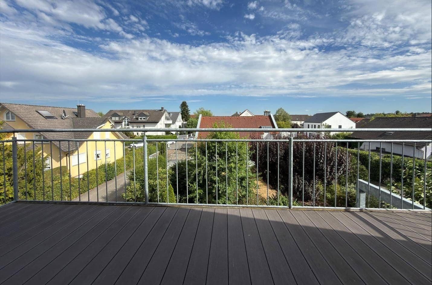 Pronájem bytu 3+1 85 m², Hainburg, Hessen Pronájem bytu 3+1 85 m², Hainburg, Hessen