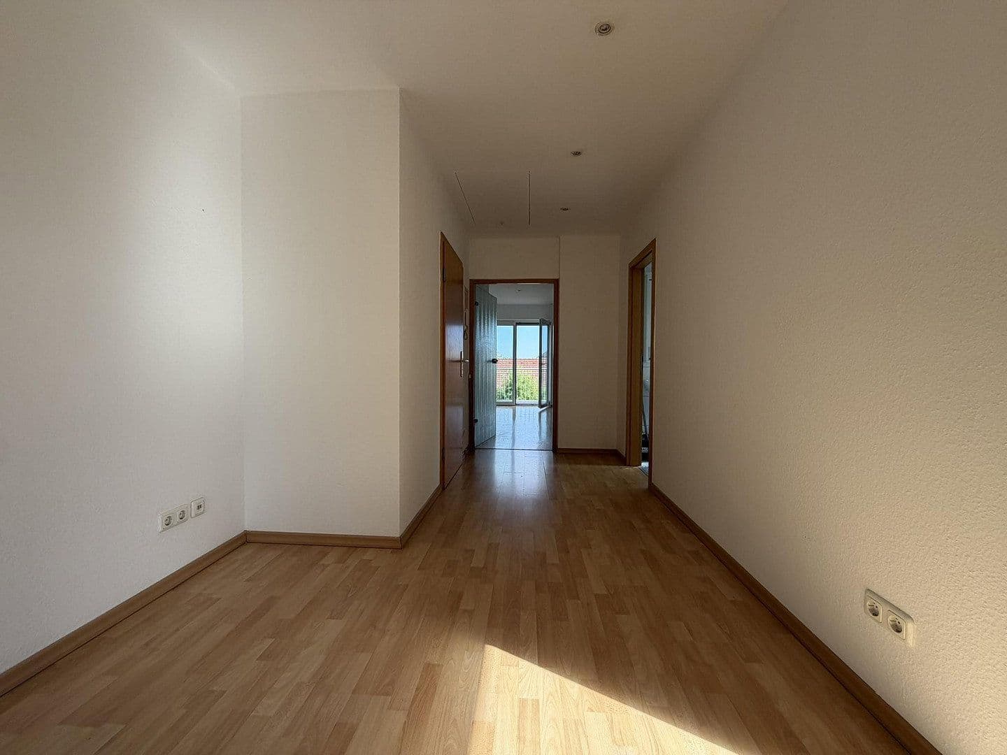 Pronájem bytu 3+1 85 m², Hainburg, Hessen Pronájem bytu 3+1 85 m², Hainburg, Hessen