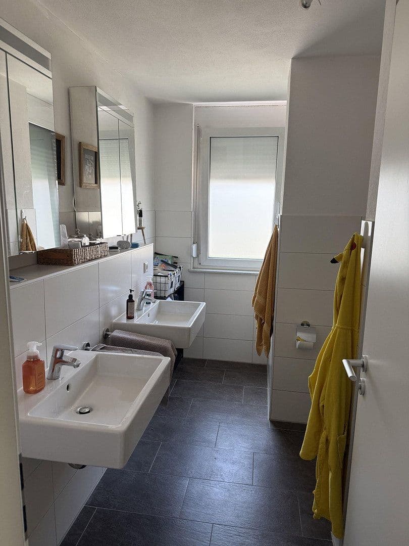 Prodej domu 131 m², pozemek 200 m², Sindelfingen, Bádensko-Württembersko Prodej domu 131 m², pozemek 200 m², Sindelfingen, Bádensko-Württembersko