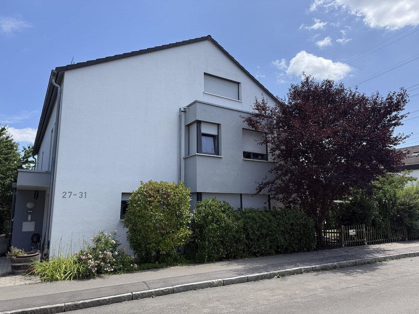 Prodej domu 131 m², pozemek 200 m², Sindelfingen, Bádensko-Württembersko Prodej domu 131 m², pozemek 200 m², Sindelfingen, Bádensko-Württembersko