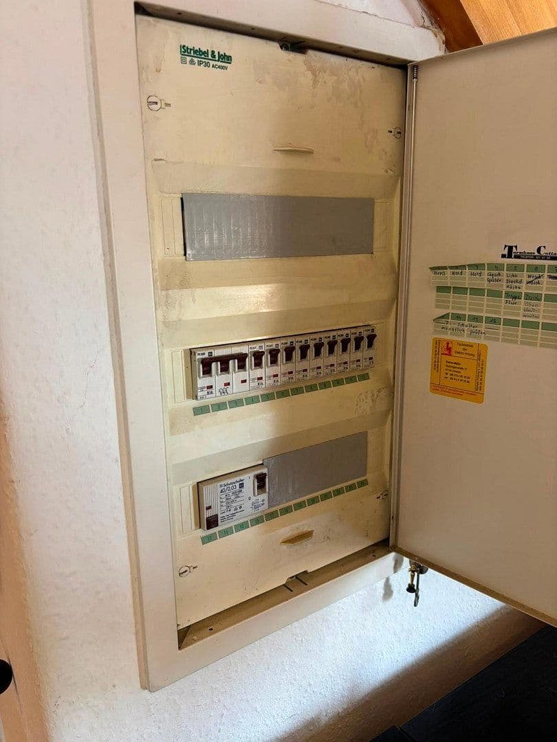 Prodej bytu 3+1 87 m², Dresden, Sasko Prodej bytu 3+1 87 m², Dresden, Sasko