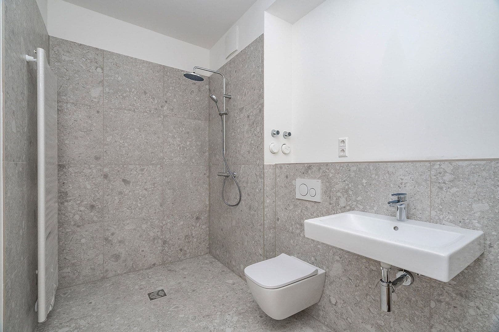 Pronájem bytu 2+1 52 m², Parkstraße 44, Berlin, Berlín Pronájem bytu 2+1 52 m², Parkstraße 44, Berlin, Berlín