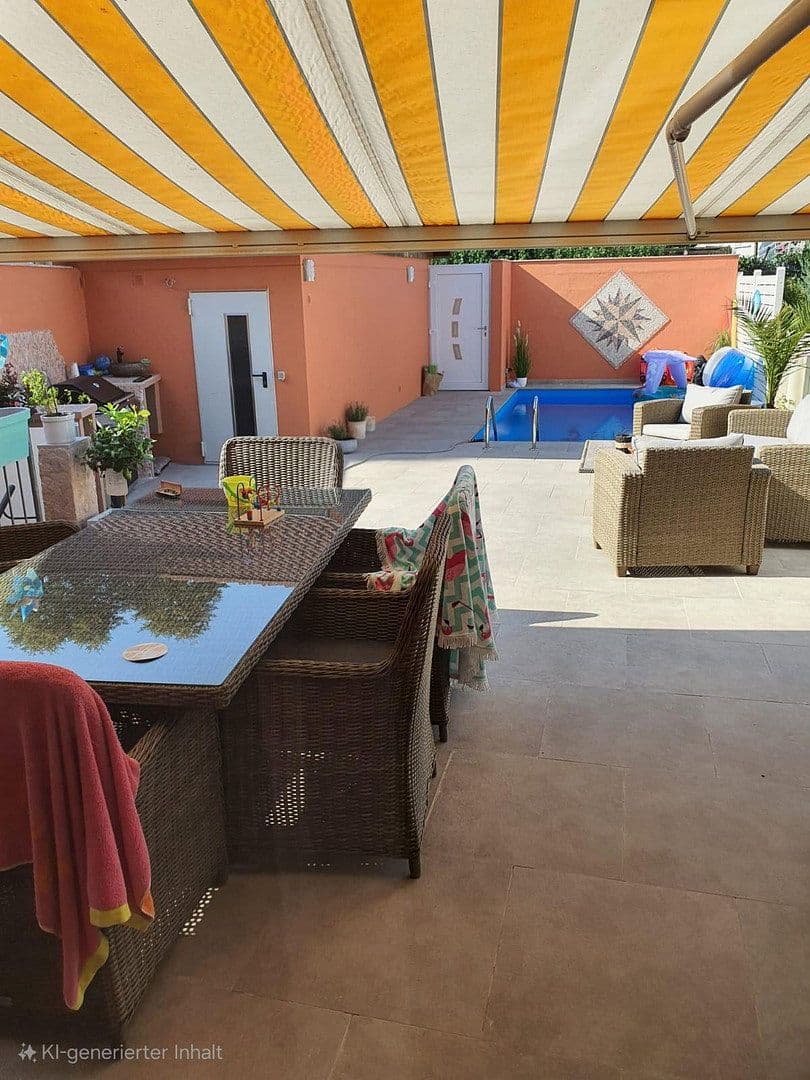 Prodej domu 130 m², pozemek 249 m², Schallstadt, Bádensko-Württembersko Prodej domu 130 m², pozemek 249 m², Schallstadt, Bádensko-Württembersko