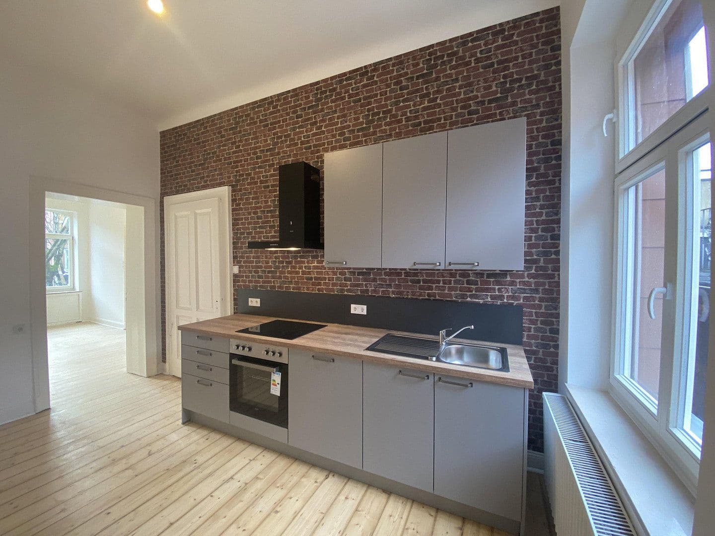 Pronájem bytu 2+1 64 m², Adalbertsteinweg 179, Cáchy, Severní Porýní-Vestfálsko Pronájem bytu 2+1 64 m², Adalbertsteinweg 179, Cáchy, Severní Porýní-Vestfálsko