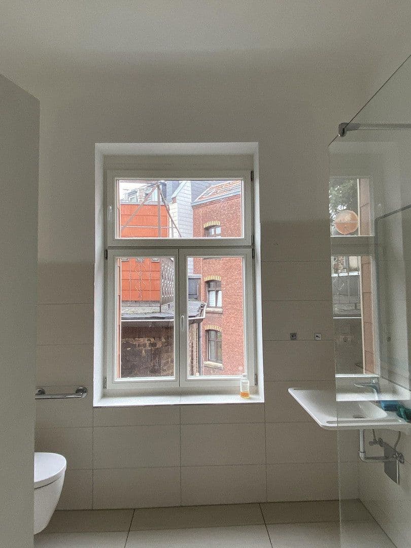 Pronájem bytu 2+1 64 m², Adalbertsteinweg 179, Cáchy, Severní Porýní-Vestfálsko Pronájem bytu 2+1 64 m², Adalbertsteinweg 179, Cáchy, Severní Porýní-Vestfálsko