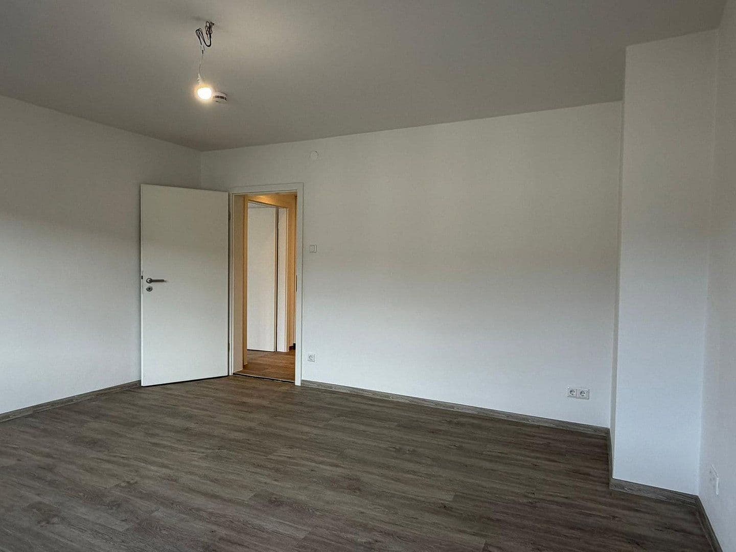 Prodej bytu 2+1 61 m², Ganghoferstraße 59, München, Bavorsko Prodej bytu 2+1 61 m², Ganghoferstraße 59, München, Bavorsko
