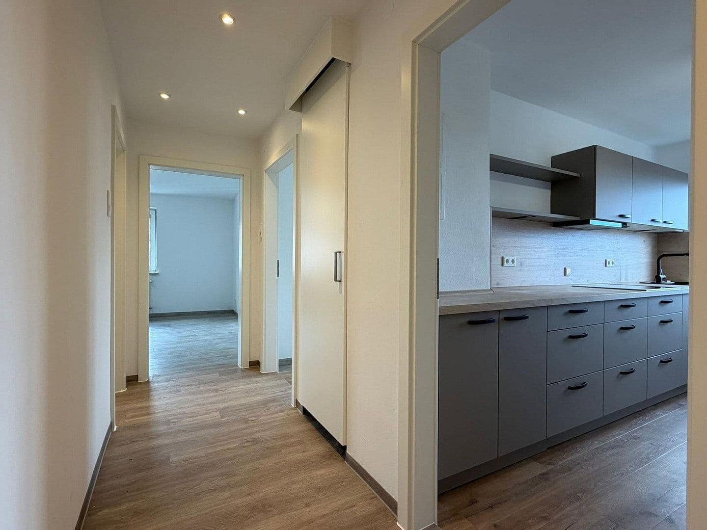 Prodej bytu 2+1 61 m², Ganghoferstraße 59, München, Bavorsko Prodej bytu 2+1 61 m², Ganghoferstraße 59, München, Bavorsko