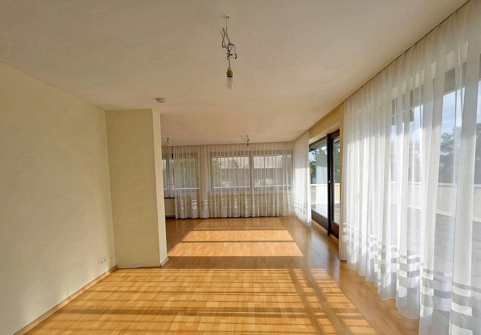 Prodej bytu 4+kk 122 m², Herbrechtingen, Bádensko-Württembersko Prodej bytu 4+kk 122 m², Herbrechtingen, Bádensko-Württembersko