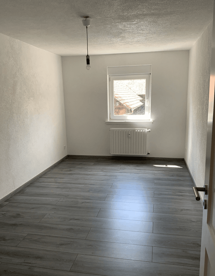Pronájem bytu 3+1 102 m², Oberotterbach, Porýní-Falc Pronájem bytu 3+1 102 m², Oberotterbach, Porýní-Falc