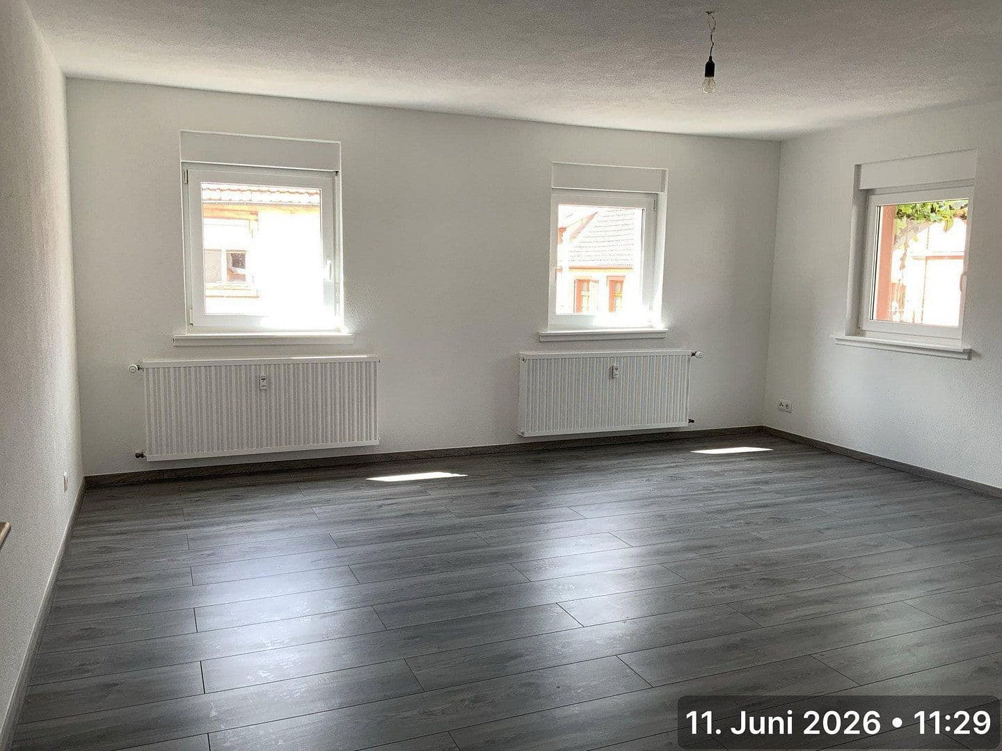 Pronájem bytu 3+1 102 m², Oberotterbach, Porýní-Falc Pronájem bytu 3+1 102 m², Oberotterbach, Porýní-Falc