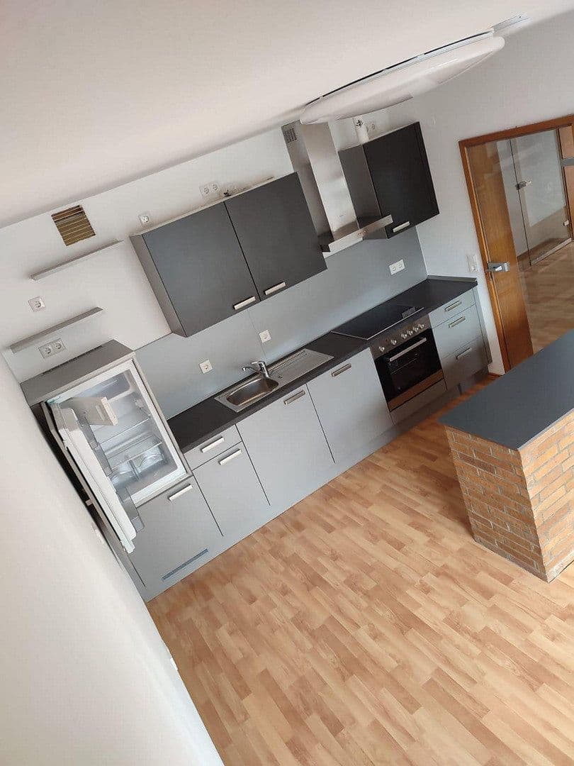 Pronájem bytu 3+1 80 m², Mengerschied, Porýní-Falc Pronájem bytu 3+1 80 m², Mengerschied, Porýní-Falc