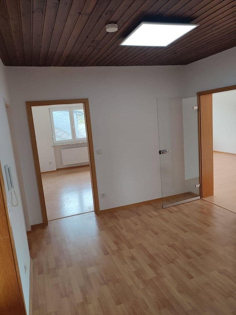 Pronájem bytu 3+1 80 m², Mengerschied, Porýní-Falc Pronájem bytu 3+1 80 m², Mengerschied, Porýní-Falc