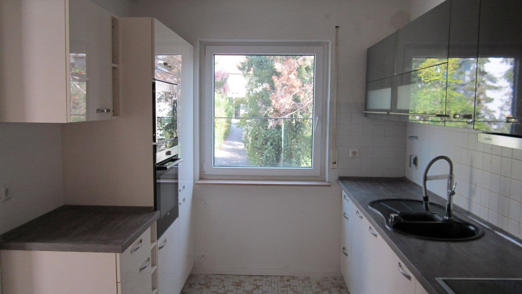 Pronájem bytu 4+kk 130 m², Herrenberg, Bádensko-Württembersko Pronájem bytu 4+kk 130 m², Herrenberg, Bádensko-Württembersko