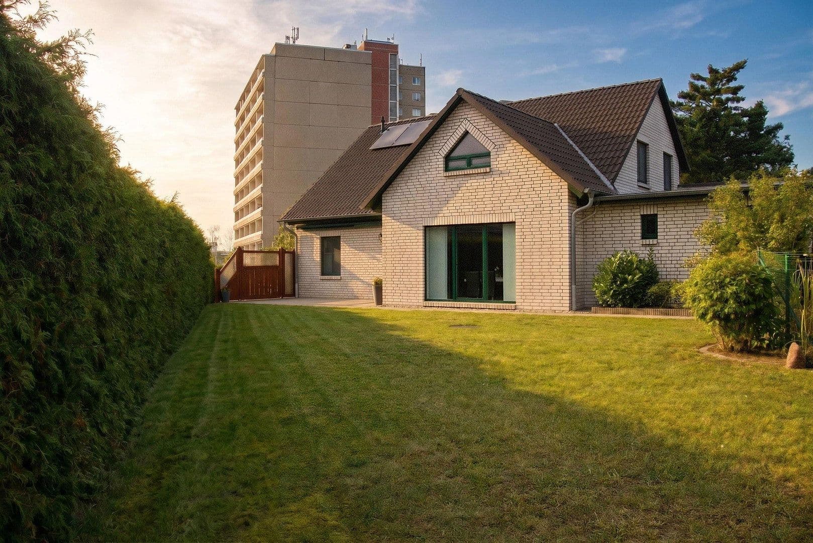 Prodej domu 165 m², pozemek 718 m², Neubrandenburg, Mecklenburg-Vorpommern Prodej domu 165 m², pozemek 718 m², Neubrandenburg, Mecklenburg-Vorpommern