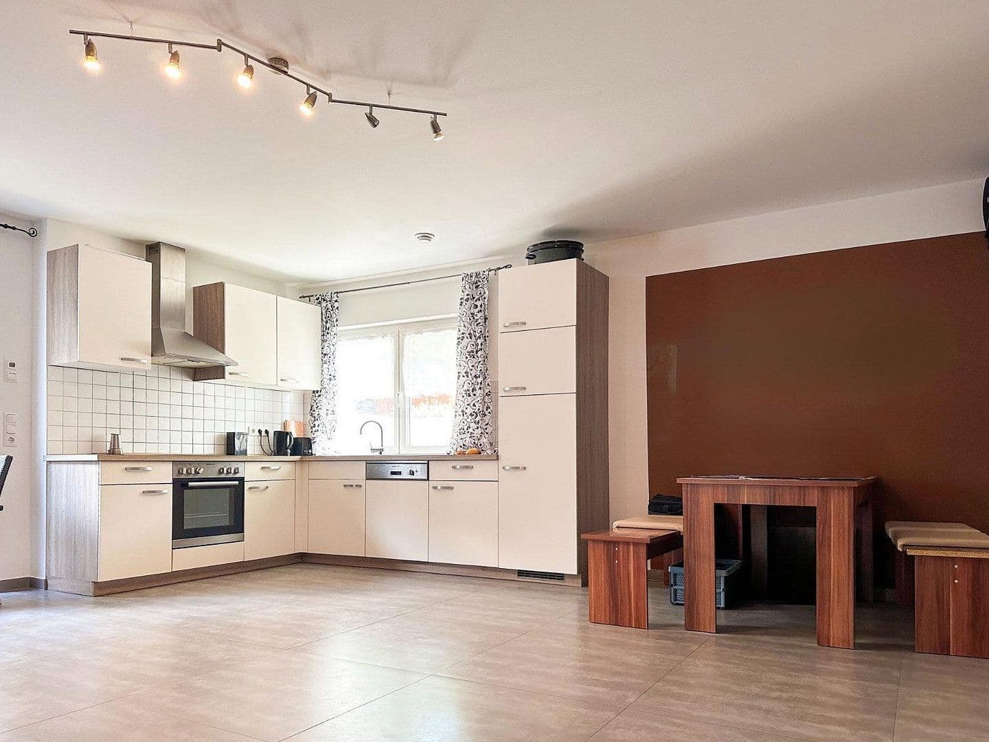 Prodej domu 245 m², pozemek 620 m², Leipzig, Sasko Prodej domu 245 m², pozemek 620 m², Leipzig, Sasko