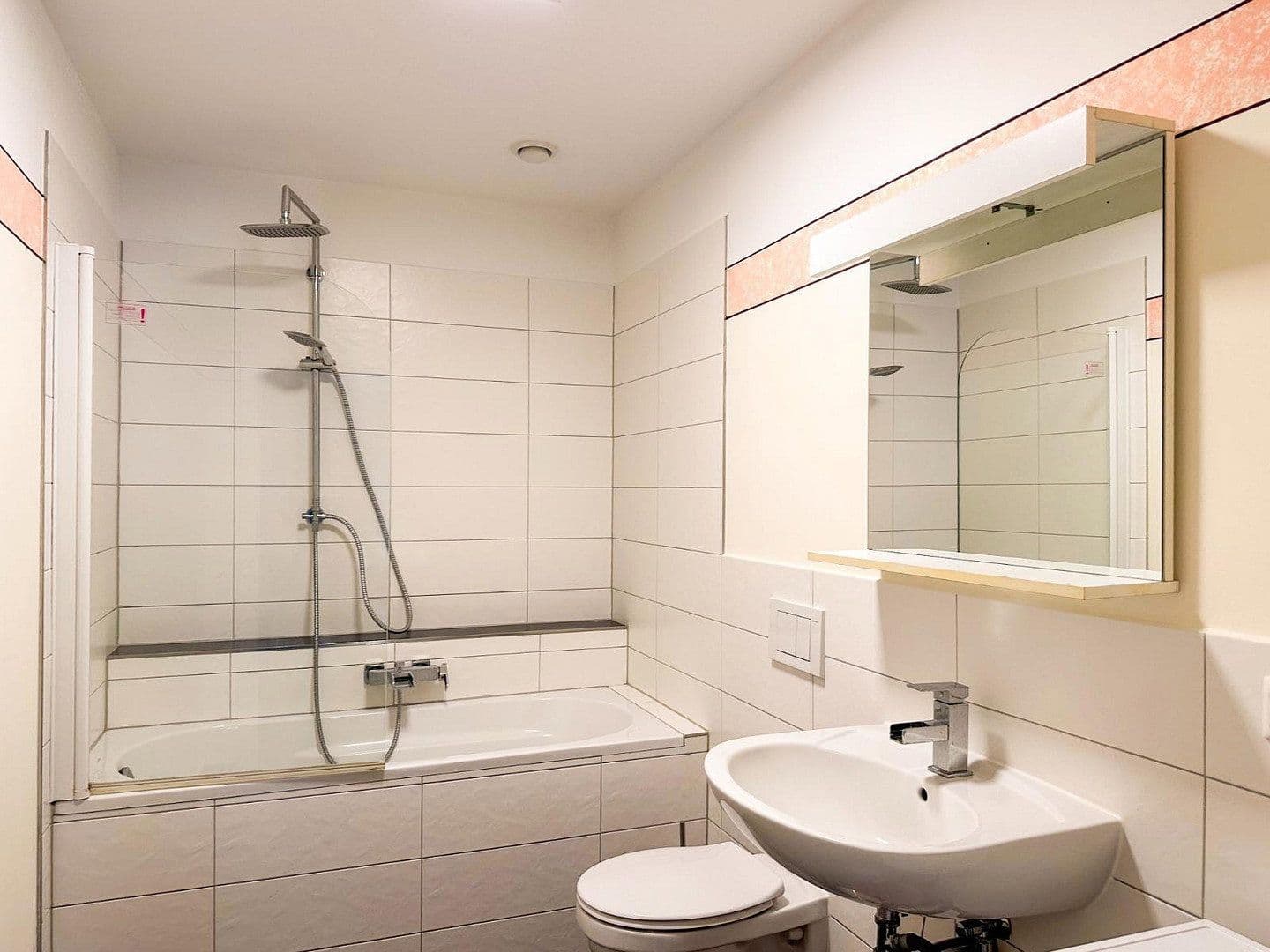 Prodej domu 245 m², pozemek 620 m², Leipzig, Sasko Prodej domu 245 m², pozemek 620 m², Leipzig, Sasko