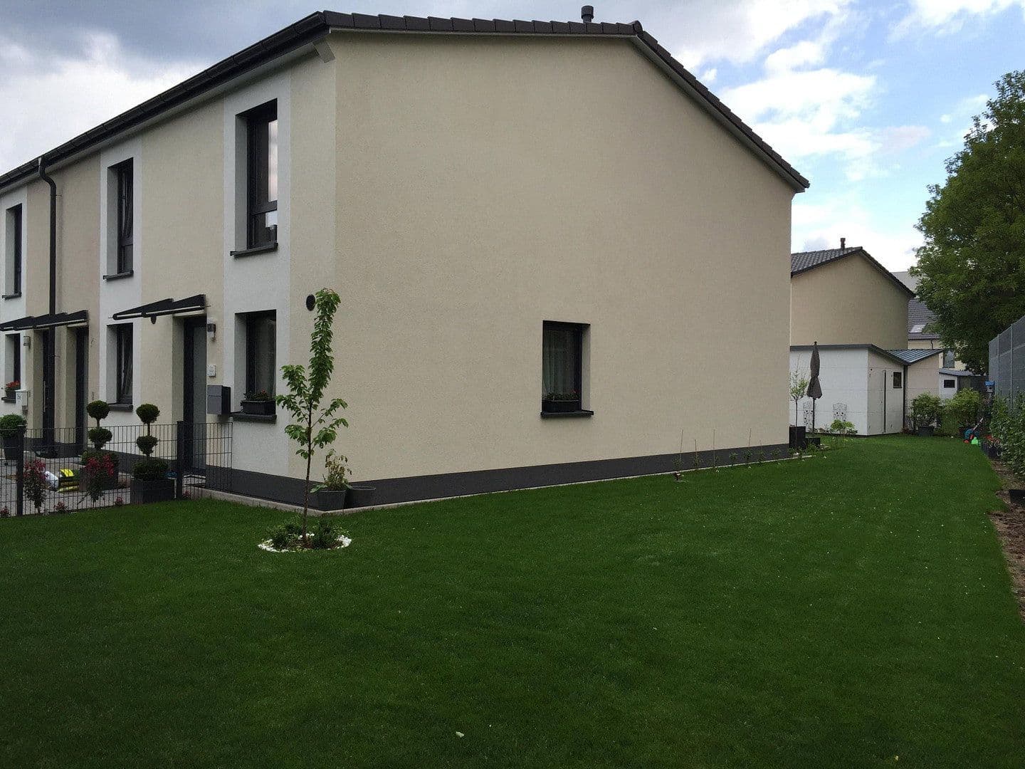 Pronájem domu 82 m², pozemek 350 m², Dietzenbach, Hessen Pronájem domu 82 m², pozemek 350 m², Dietzenbach, Hessen