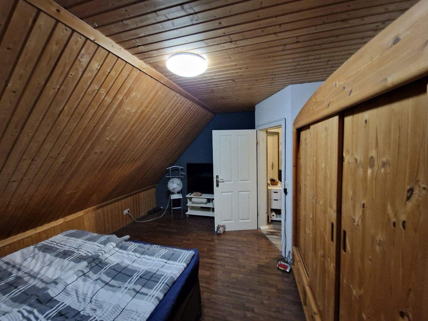 Prodej domu 188 m², pozemek 1.330 m², Kalefeld, Dolní Sasko Prodej domu 188 m², pozemek 1.330 m², Kalefeld, Dolní Sasko