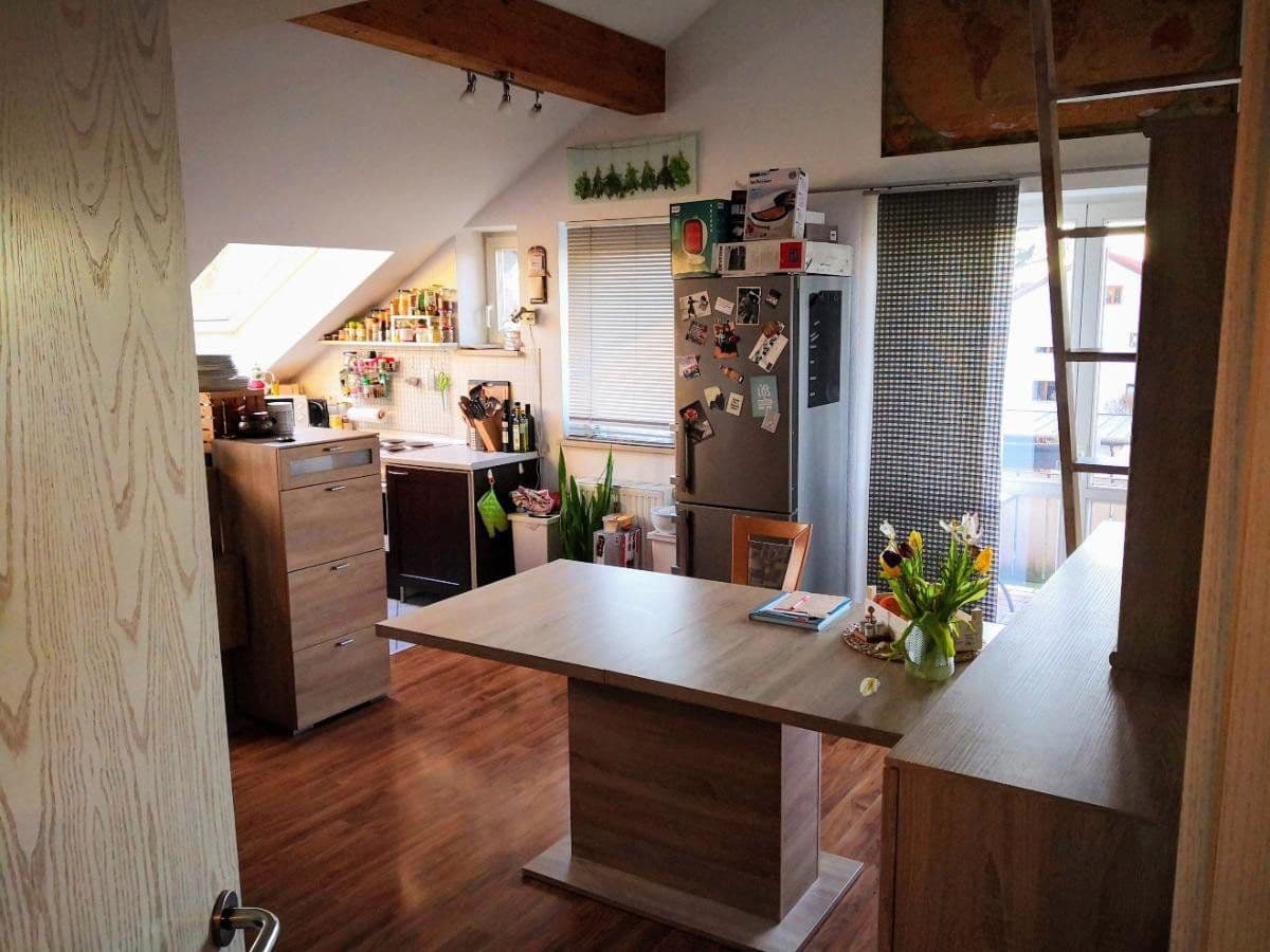 Pronájem bytu 2+1 59 m², Jankstr.11, München, Bavorsko Pronájem bytu 2+1 59 m², Jankstr.11, München, Bavorsko