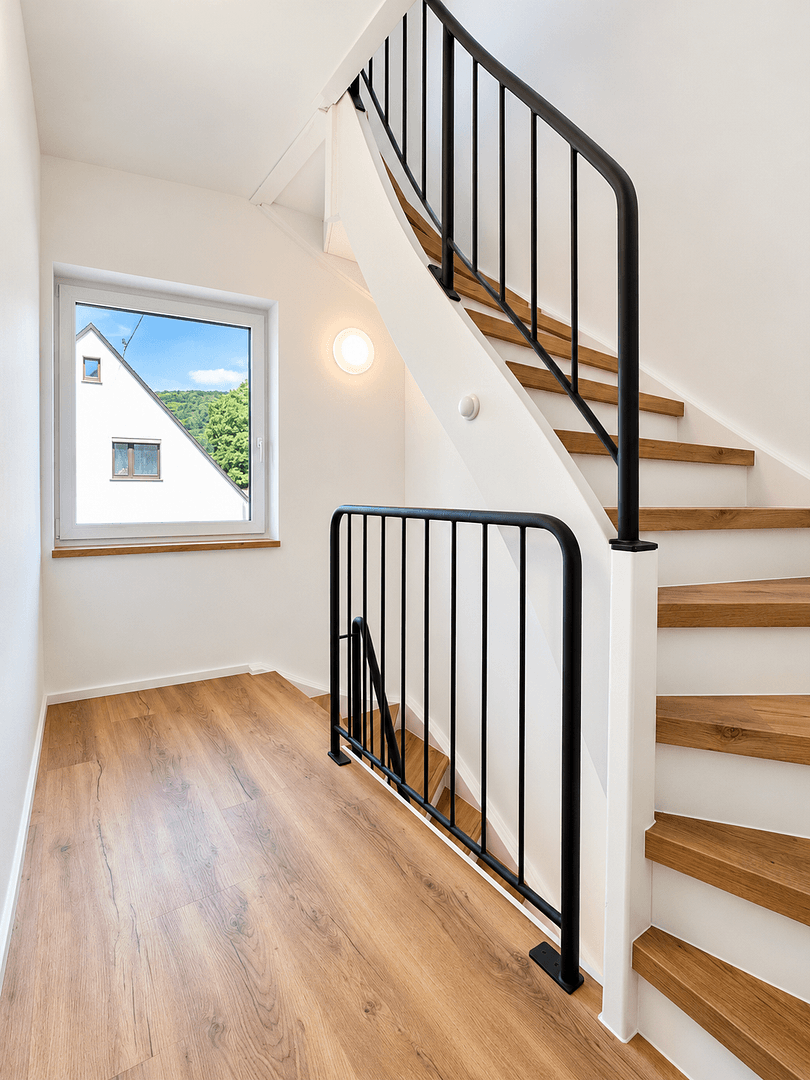 Prodej bytu 3+1 64 m², Trier, Porýní-Falc Prodej bytu 3+1 64 m², Trier, Porýní-Falc