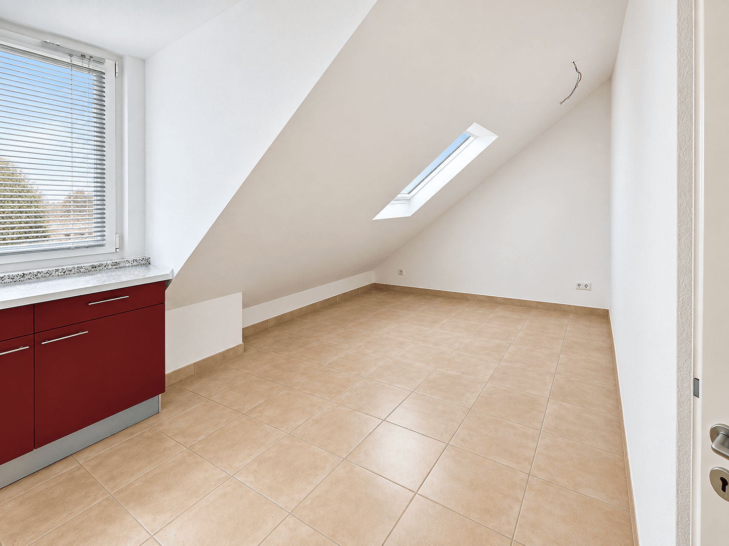 Pronájem bytu 4+1 91 m², Gronsdorferstraße 1, Haar, Bavorsko Pronájem bytu 4+1 91 m², Gronsdorferstraße 1, Haar, Bavorsko