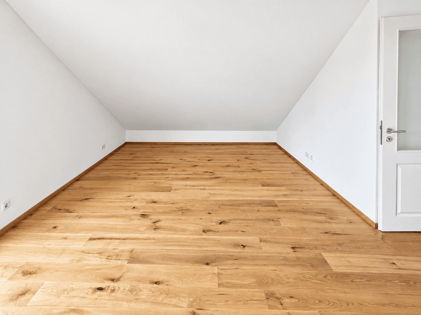 Pronájem bytu 4+1 91 m², Gronsdorferstraße 1, Haar, Bavorsko Pronájem bytu 4+1 91 m², Gronsdorferstraße 1, Haar, Bavorsko