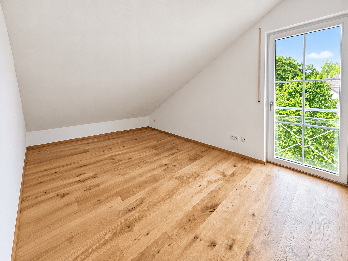 Pronájem bytu 4+1 91 m², Gronsdorferstraße 1, Haar, Bavorsko Pronájem bytu 4+1 91 m², Gronsdorferstraße 1, Haar, Bavorsko