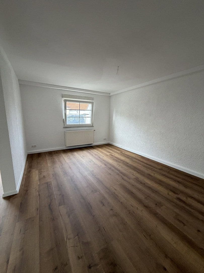 Prodej bytu 3+1 72 m², Mittlere Ortstr 147, Rülzheim, Porýní-Falc Prodej bytu 3+1 72 m², Mittlere Ortstr 147, Rülzheim, Porýní-Falc
