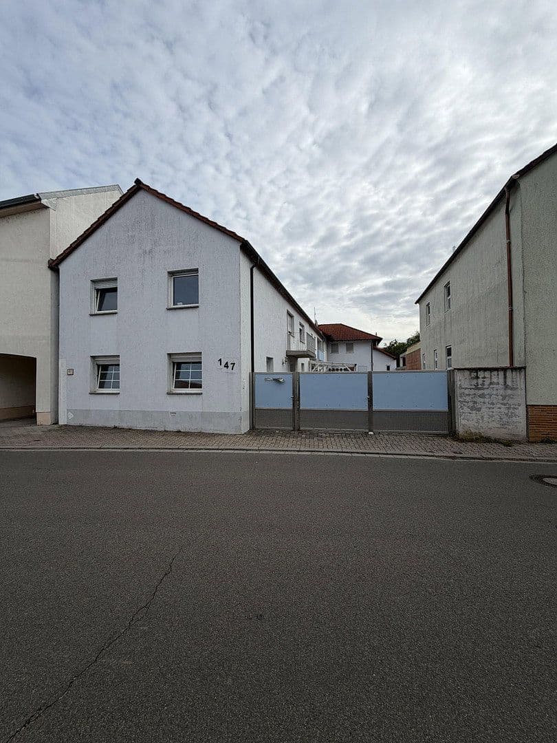 Prodej bytu 3+1 72 m², Mittlere Ortstr 147, Rülzheim, Porýní-Falc Prodej bytu 3+1 72 m², Mittlere Ortstr 147, Rülzheim, Porýní-Falc