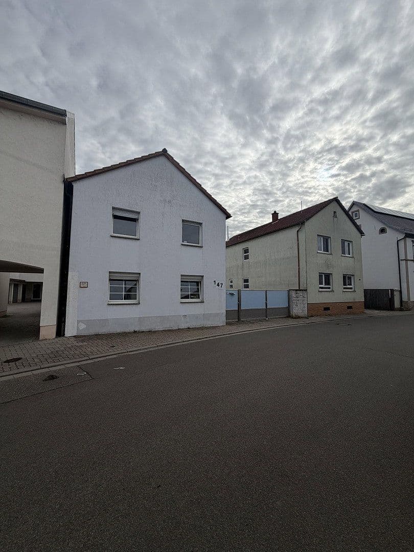 Prodej bytu 3+1 72 m², Mittlere Ortstr 147, Rülzheim, Porýní-Falc Prodej bytu 3+1 72 m², Mittlere Ortstr 147, Rülzheim, Porýní-Falc