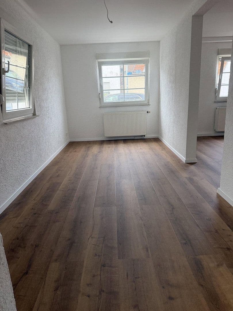 Prodej bytu 3+1 72 m², Mittlere Ortstr 147, Rülzheim, Porýní-Falc Prodej bytu 3+1 72 m², Mittlere Ortstr 147, Rülzheim, Porýní-Falc