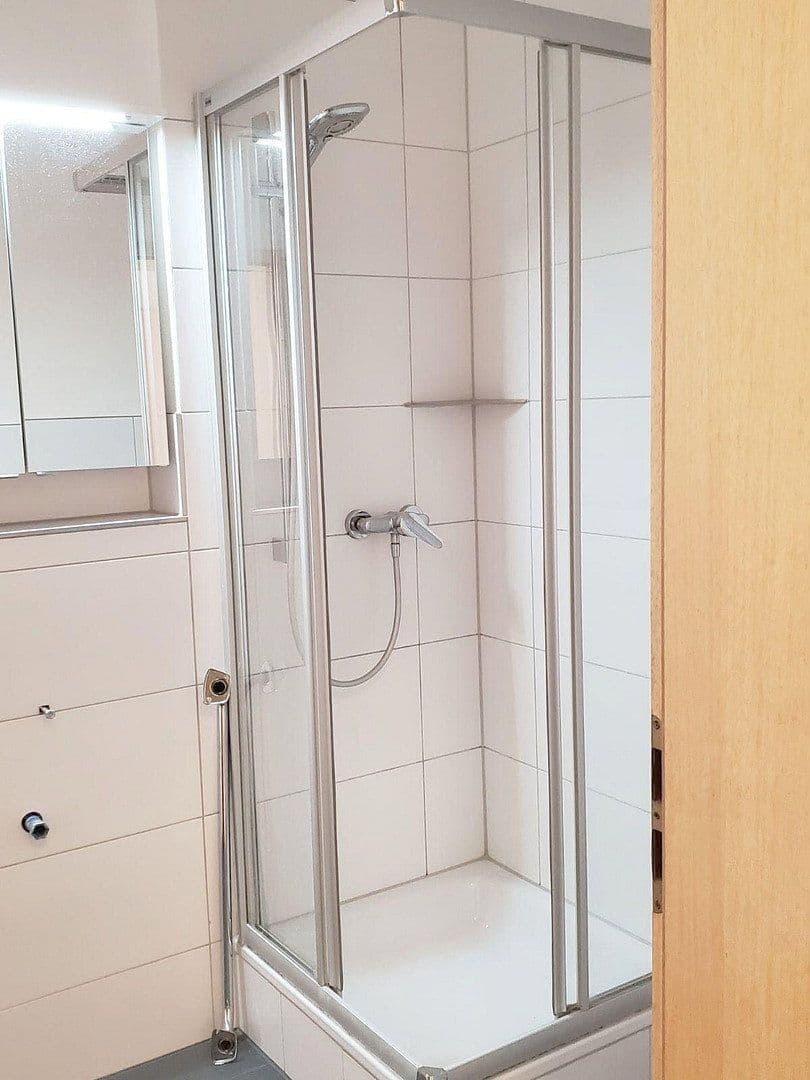 Pronájem bytu 1+1 33 m², Tübingen, Bádensko-Württembersko Pronájem bytu 1+1 33 m², Tübingen, Bádensko-Württembersko