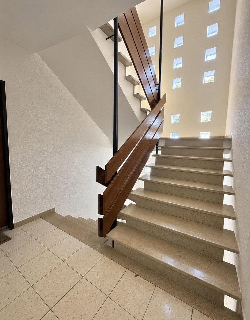Prodej bytu 3+1 80 m², Max-Halbe-Str.20, Düsseldorf, Severní Porýní-Vestfálsko Prodej bytu 3+1 80 m², Max-Halbe-Str.20, Düsseldorf, Severní Porýní-Vestfálsko