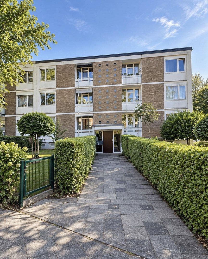 Prodej bytu 3+1 80 m², Max-Halbe-Str.20, Düsseldorf, Severní Porýní-Vestfálsko Prodej bytu 3+1 80 m², Max-Halbe-Str.20, Düsseldorf, Severní Porýní-Vestfálsko