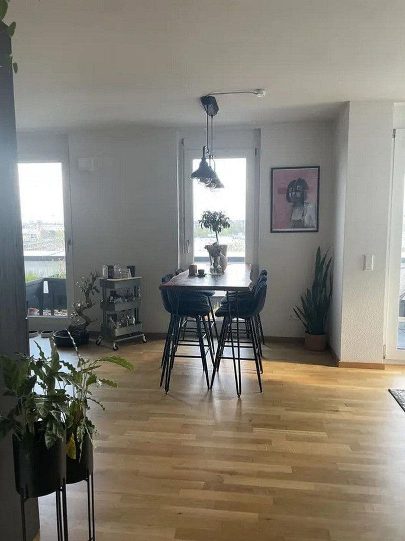 Pronájem bytu 2+1 62 m², Ulm, Bádensko-Württembersko Pronájem bytu 2+1 62 m², Ulm, Bádensko-Württembersko