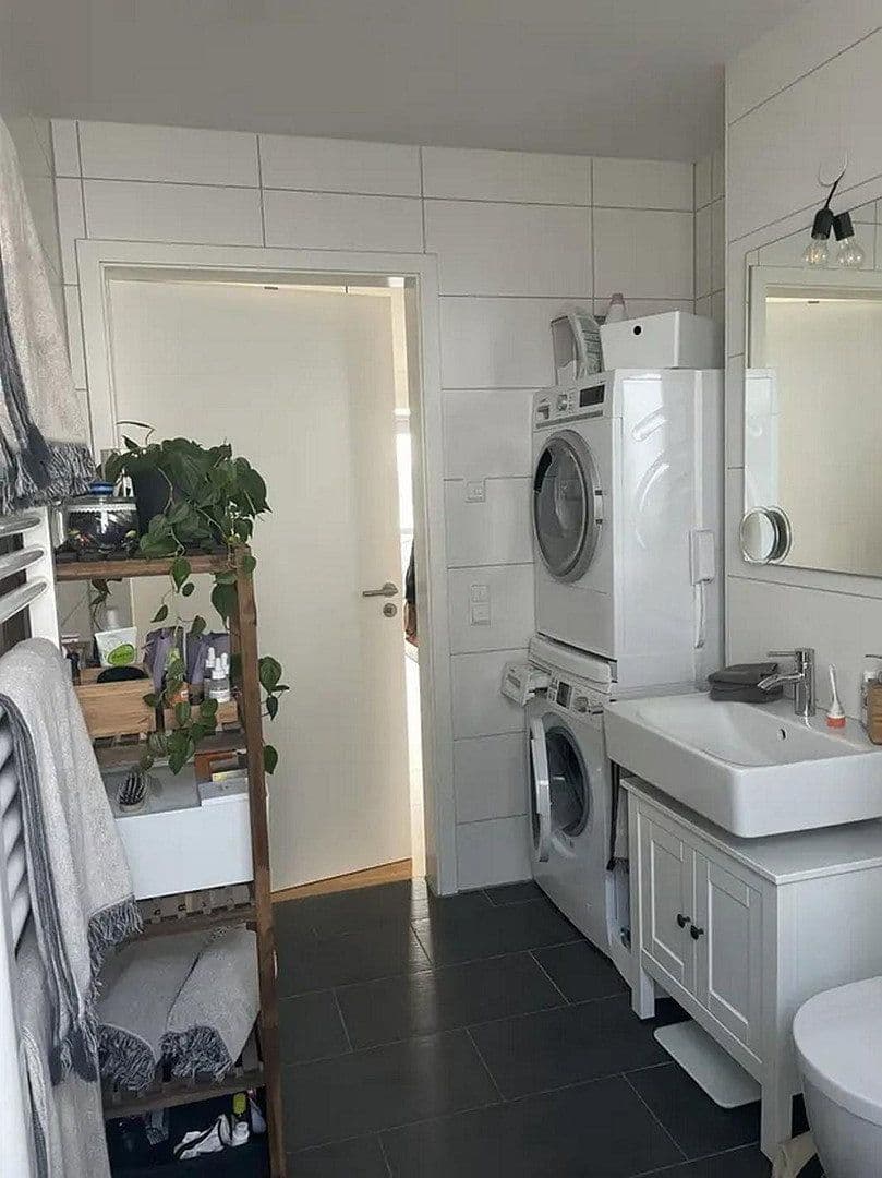 Pronájem bytu 2+1 62 m², Ulm, Bádensko-Württembersko Pronájem bytu 2+1 62 m², Ulm, Bádensko-Württembersko