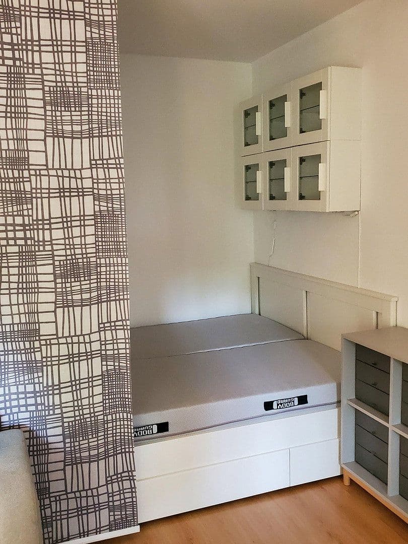 Prodej bytu 1+1 45 m², Am Pichelssee 54, Berlin, Berlín Prodej bytu 1+1 45 m², Am Pichelssee 54, Berlin, Berlín