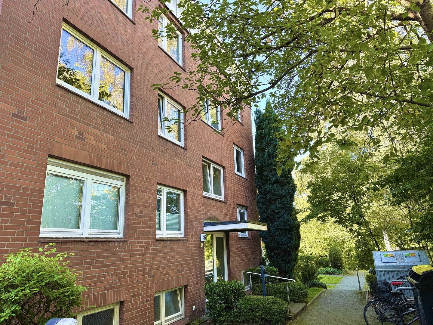 Prodej bytu 3+1 75 m², Hamburg, Hamburg Prodej bytu 3+1 75 m², Hamburg, Hamburg